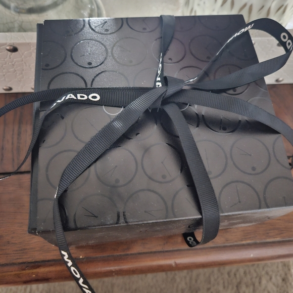 Movado Box with Ribbon - Picture 3 of 9